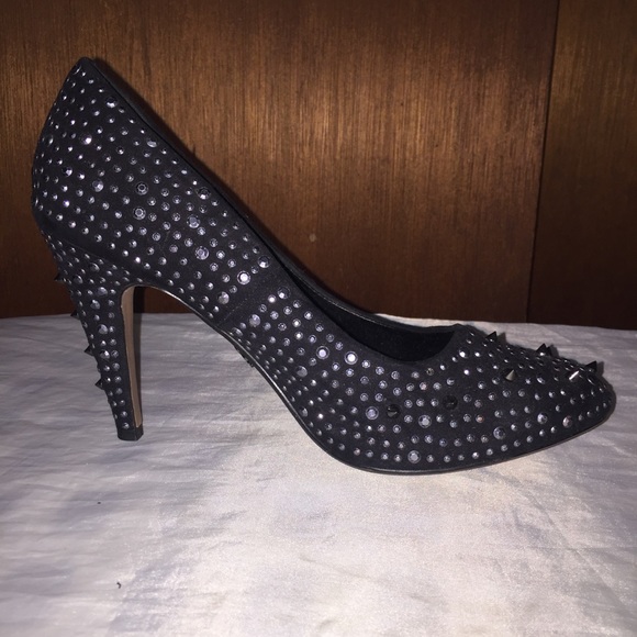 Rock and Republic Spikey Heels - Picture 4 of 6